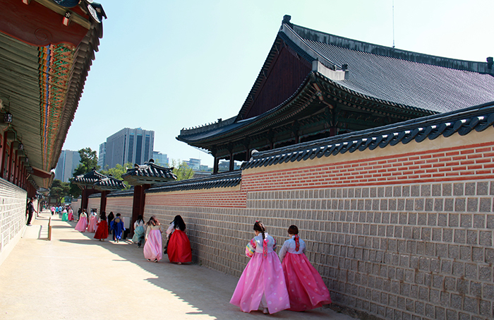 20160516 Palace 01